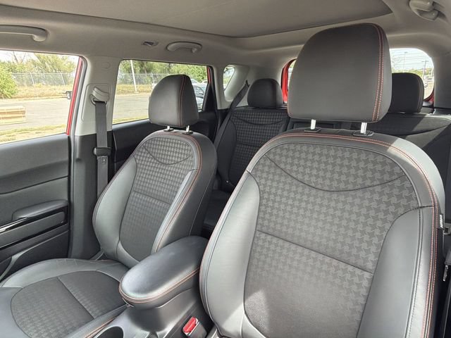 Used 2017 Kia Soul ! w/ Tech Package FWD image 20