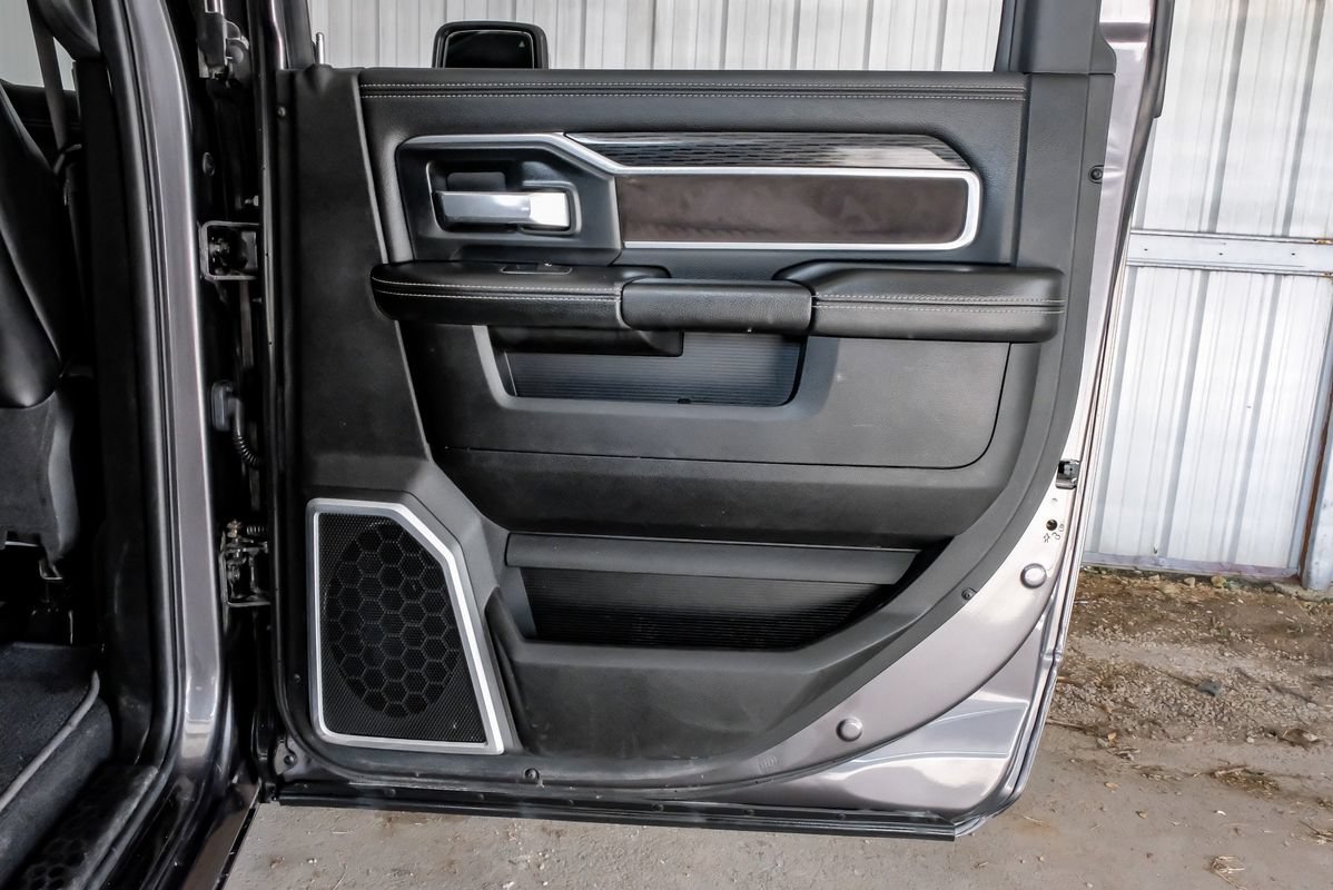 Used 2023 RAM 3500 Laramie AWD/4WD image 47