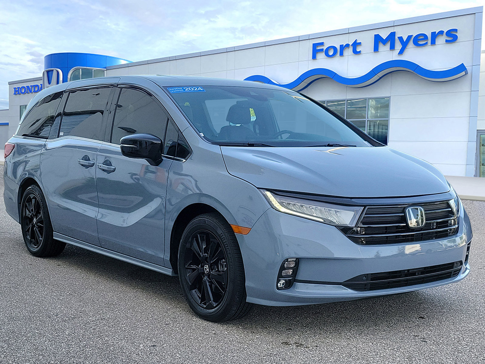 Certified 2024 Honda Odyssey Sport image 1