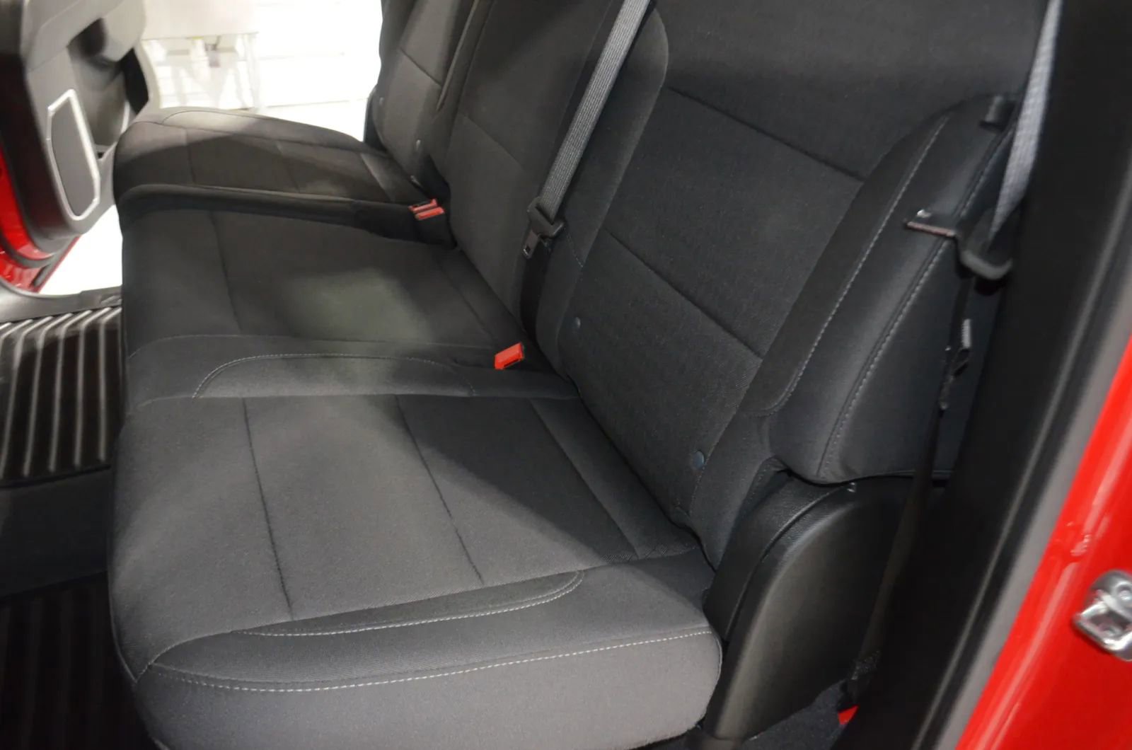 Used 2025 Chevrolet Silverado 1500 LT image 16