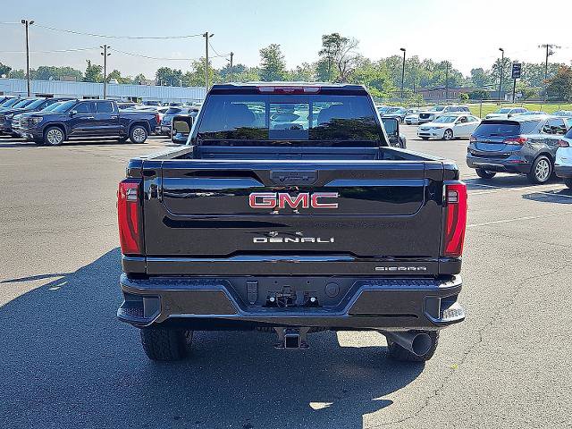 New 2026 GMC Sierra 2500 Denali w/ Denali Reserve Package image 5