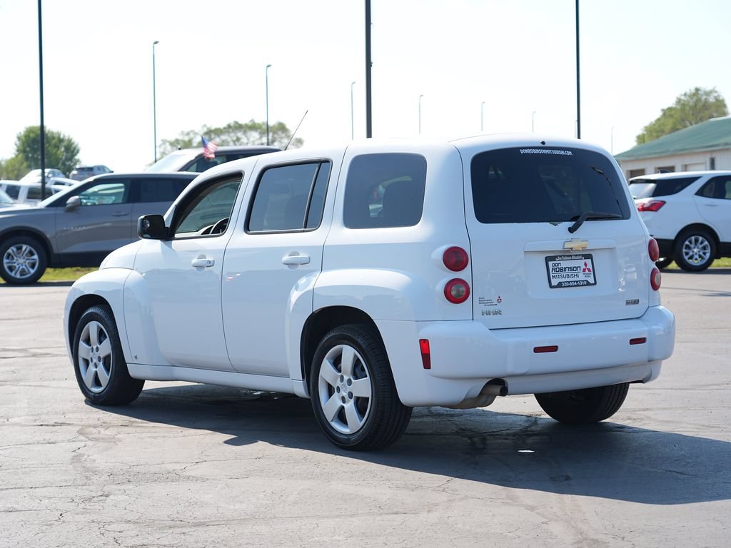 Used 2010 Chevrolet HHR LS FWD image 5
