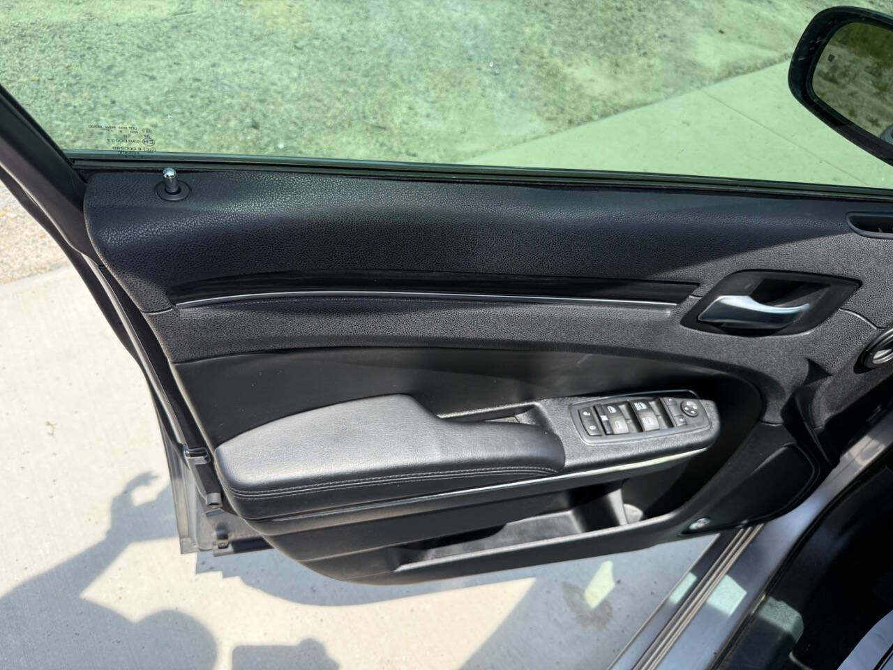 Used 2017 Chrysler 300 Limited w/ 300 Premium Group RWD image 13