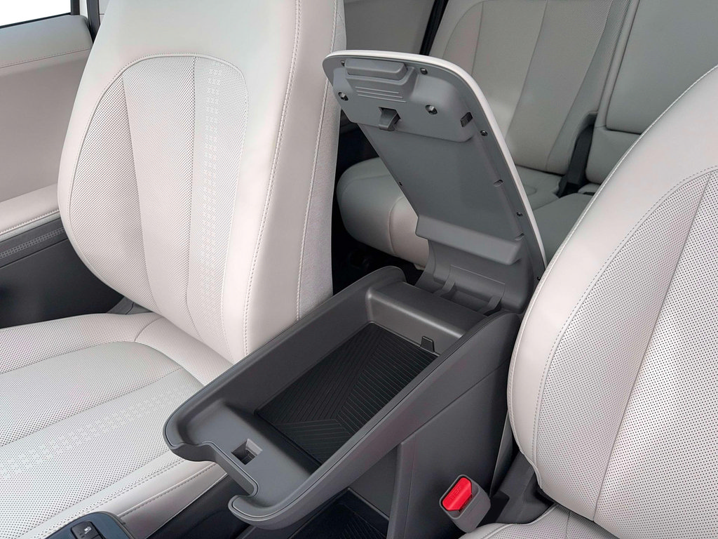 New 2026 Hyundai Ioniq 5 Limited RWD image 18