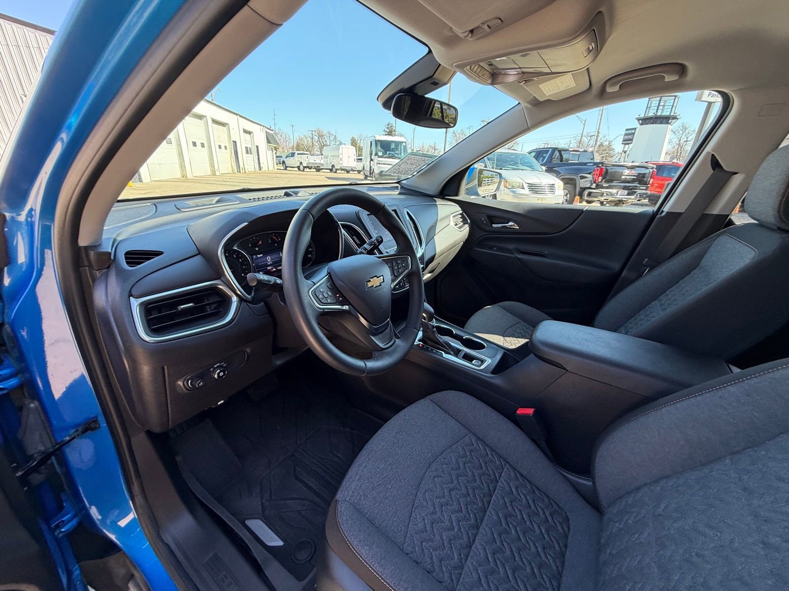 Used 2024 Chevrolet Equinox LT w/ LPO, Floor Liner Package image 10