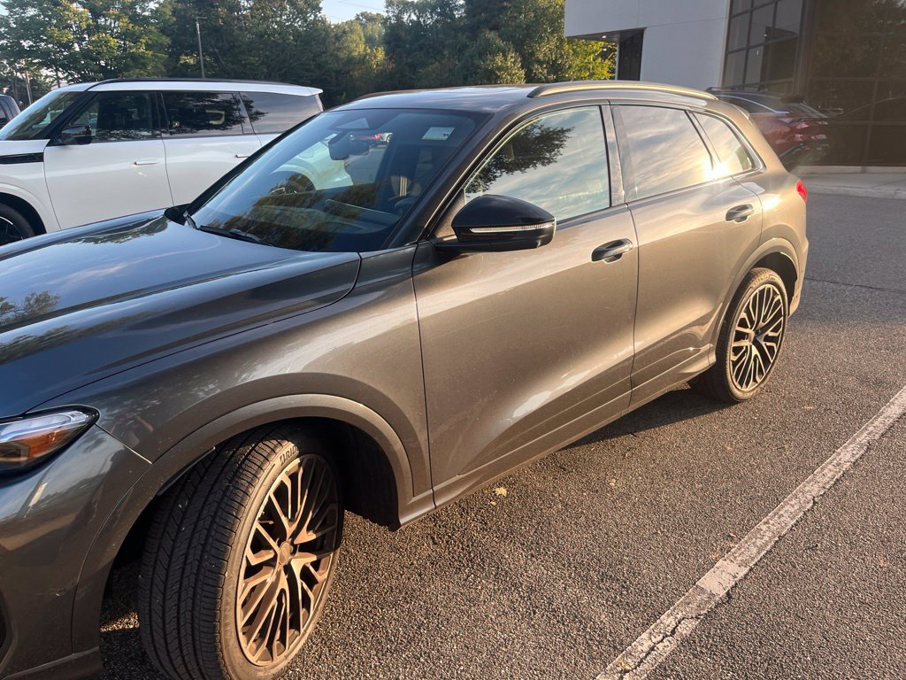 Used 2026 Audi SQ5 Prestige AWD/4WD image 8