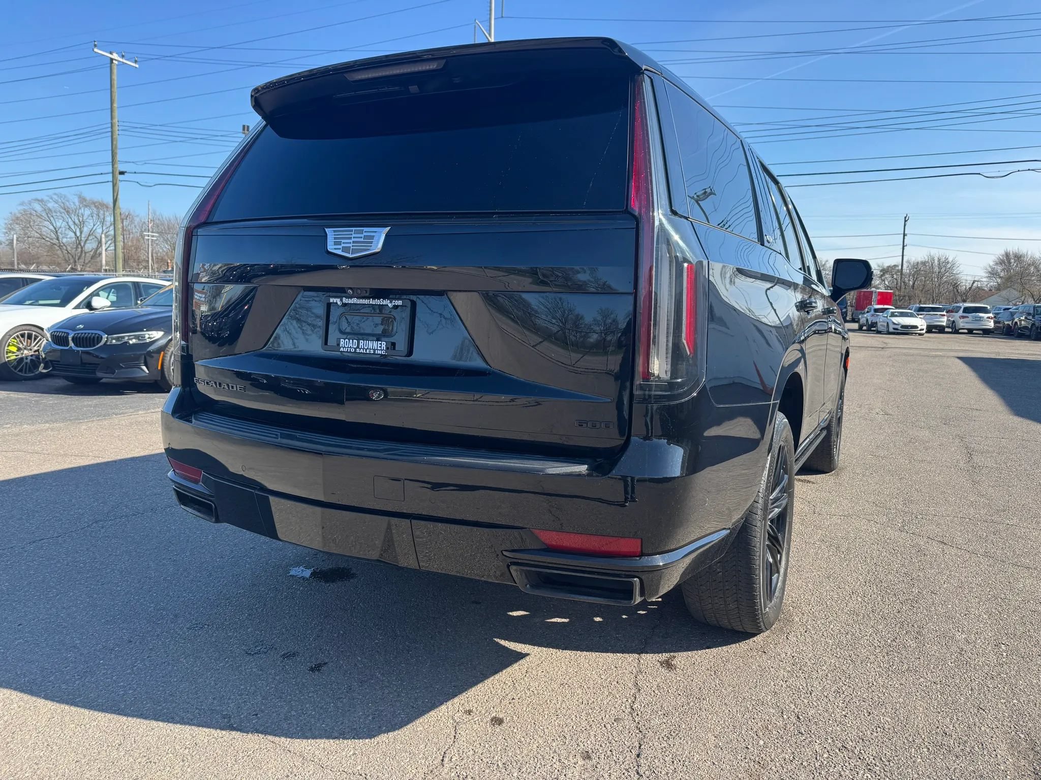 Used 2023 Cadillac Escalade Sport Platinum AWD/4WD image 6
