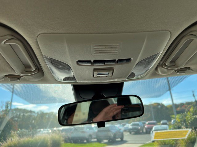 Used 2021 Toyota Corolla LE w/ Carpet Mat Package (TMS) FWD image 22