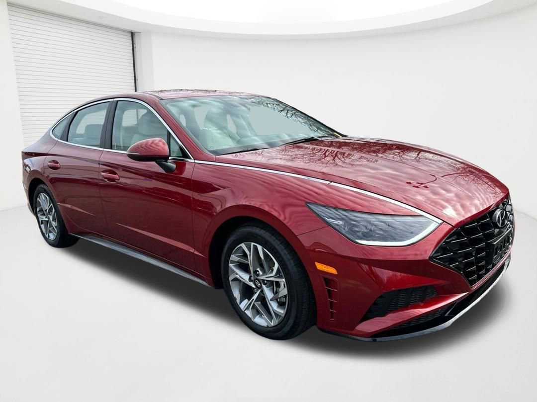 Certified 2023 Hyundai Sonata SEL w/ Cargo Package FWD image 3