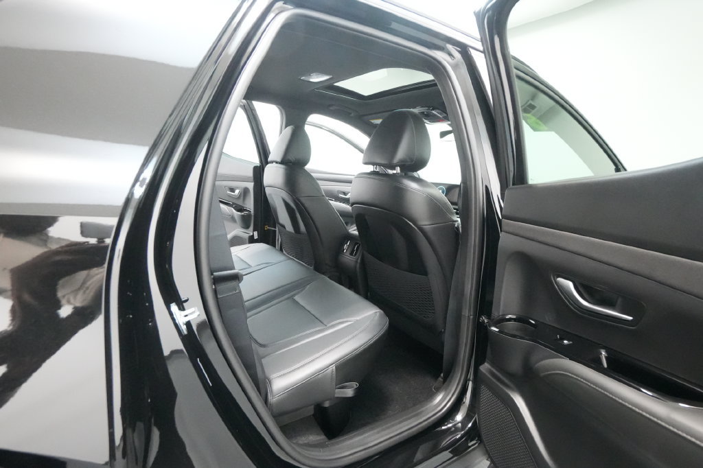 Certified 2026 Hyundai Santa Cruz Limited AWD/4WD image 33