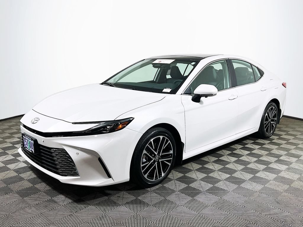 Used 2026 Toyota Camry XLE w/ Premium Plus Package AWD/4WD image 3