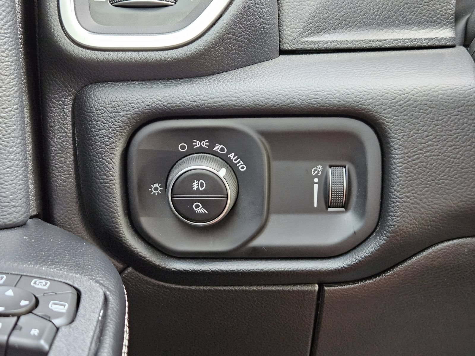 New 2026 RAM 3500 Lone Star AWD/4WD image 26