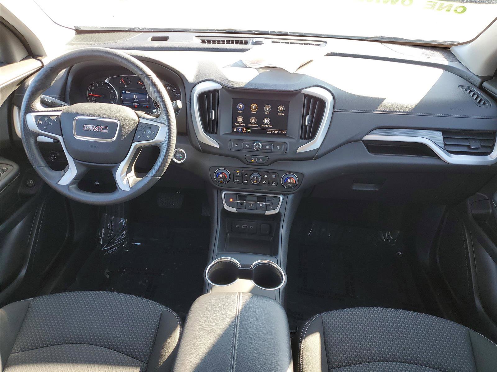 Used 2024 GMC Terrain SLE w/ Driver Convenience Package image 11