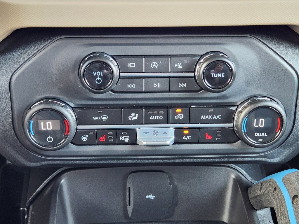 Used 2023 Ford Bronco Wildtrak AWD/4WD image 23
