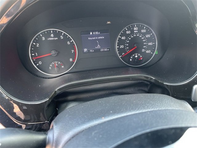 Used 2023 Kia Seltos EX image 12