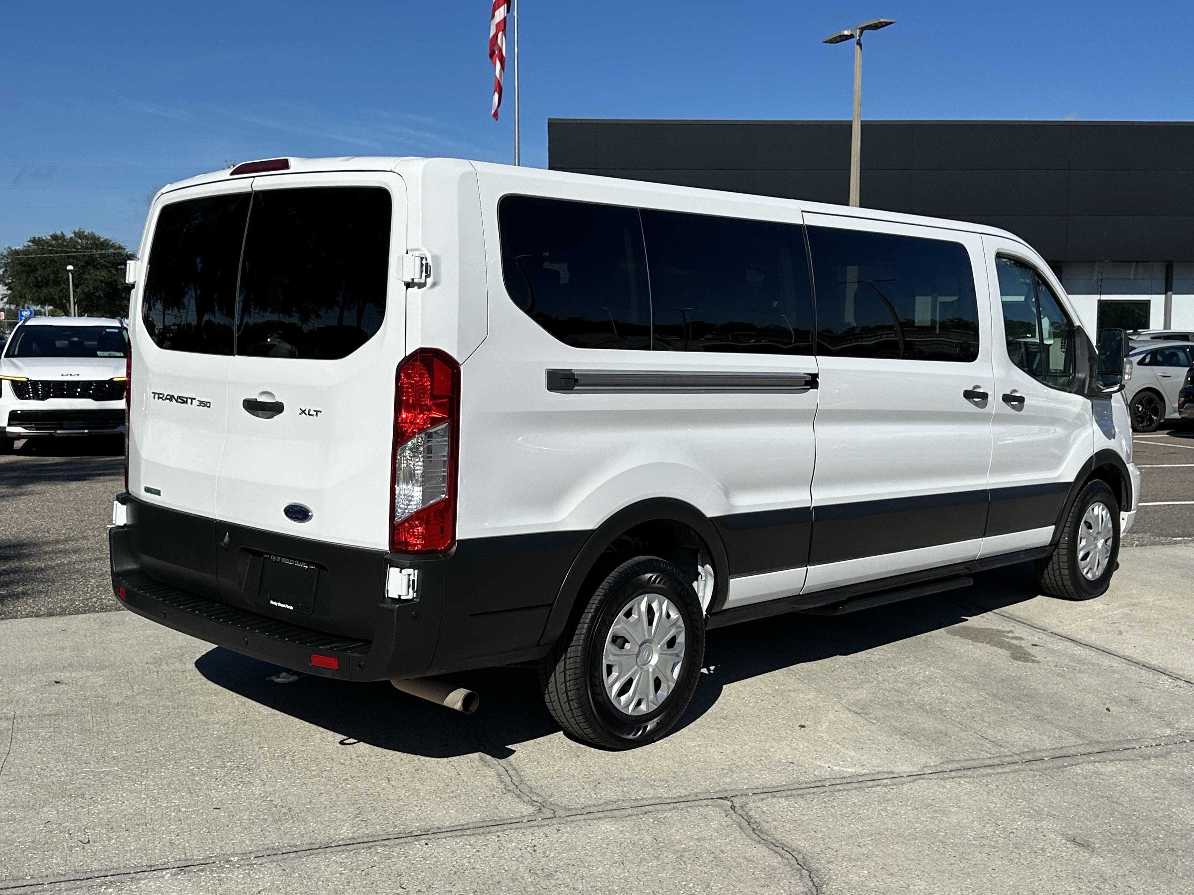 Used 2023 Ford Transit 350 XLT RWD image 6
