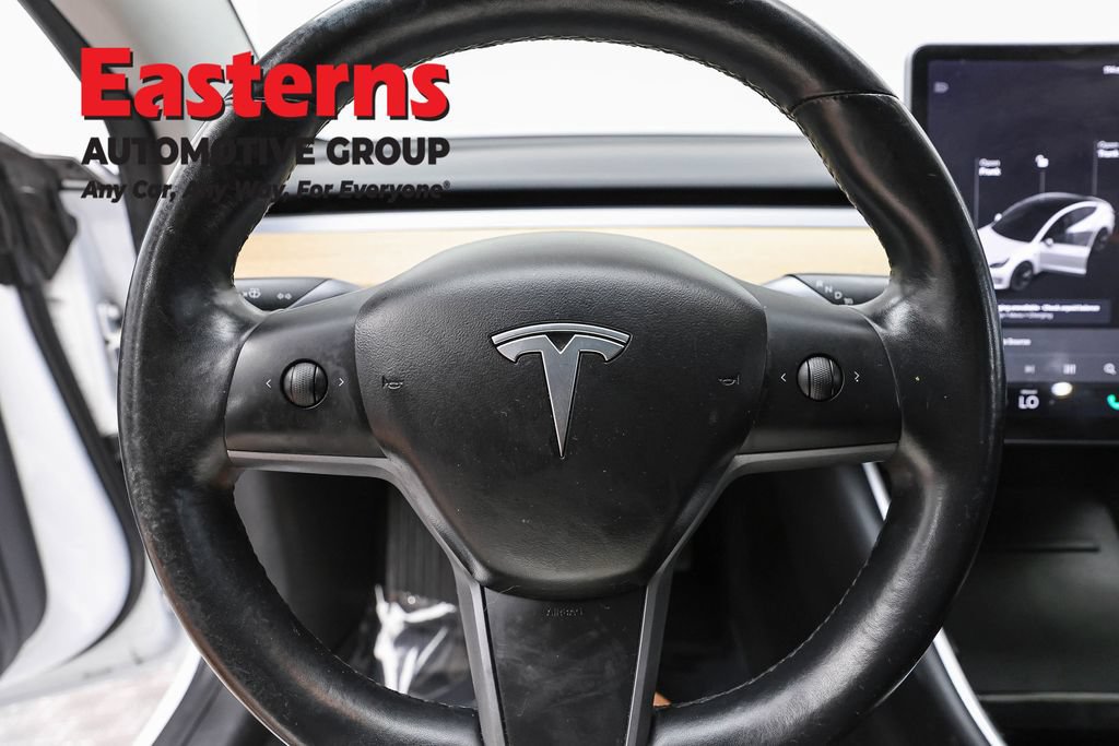 Used 2018 Tesla Model 3 Long Range RWD image 10