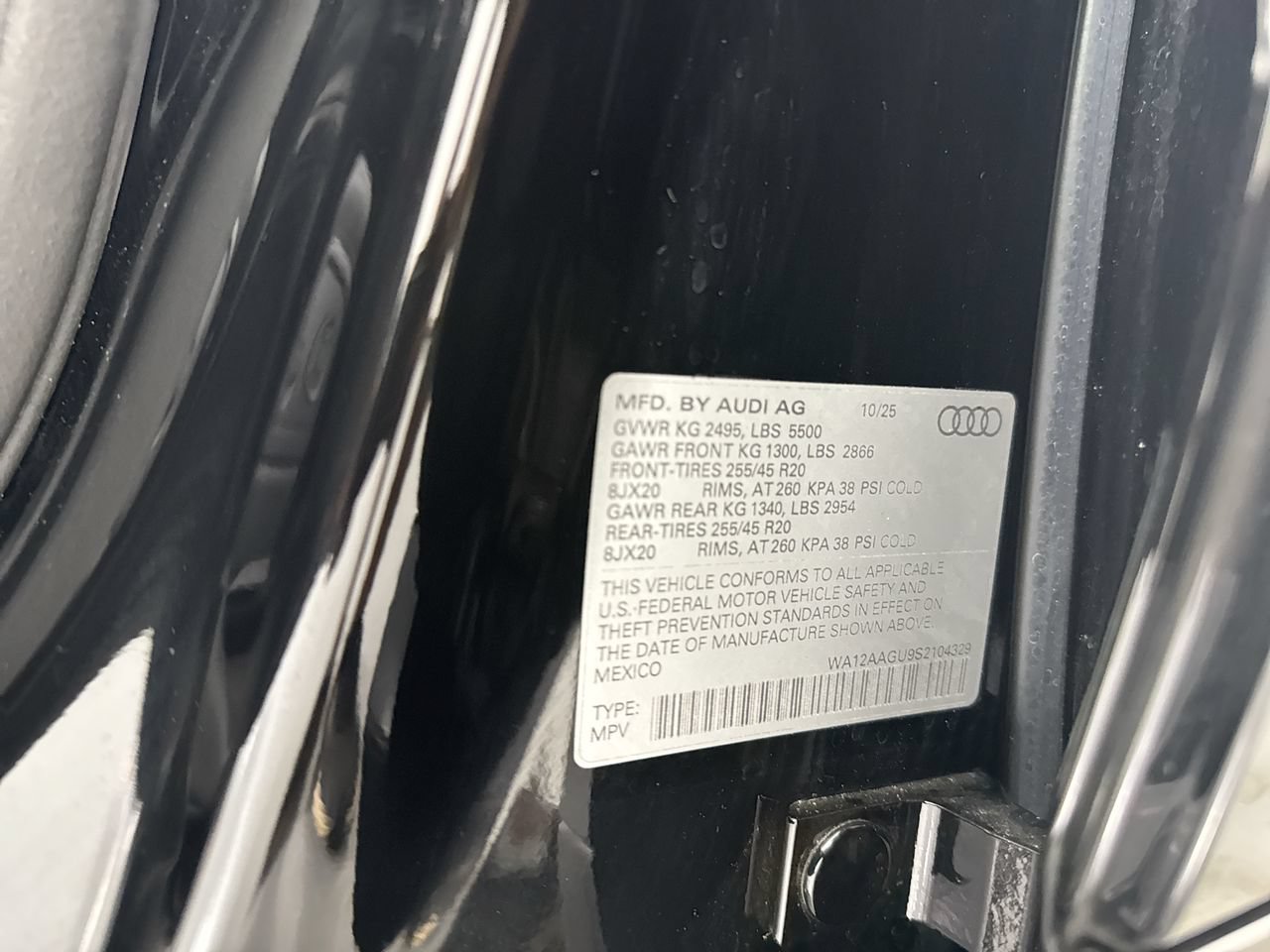 Used 2025 Audi Q5 Premium Plus w/ Premium Plus AWD/4WD image 39