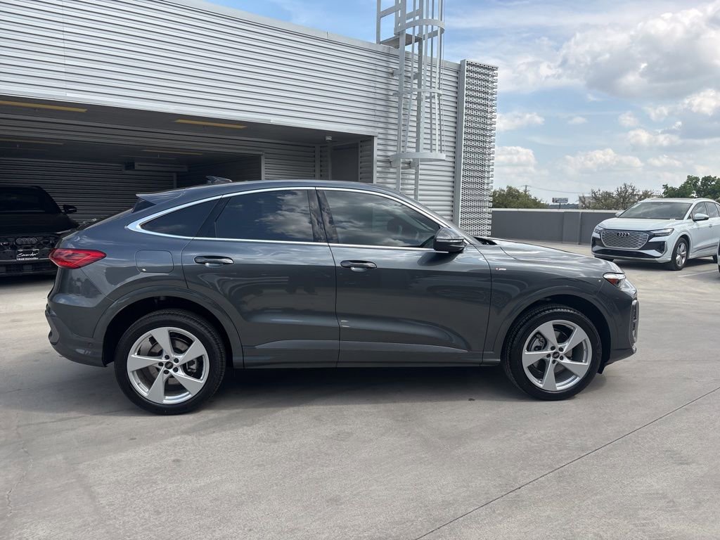 New 2025 Audi Q5 Premium Plus image 4