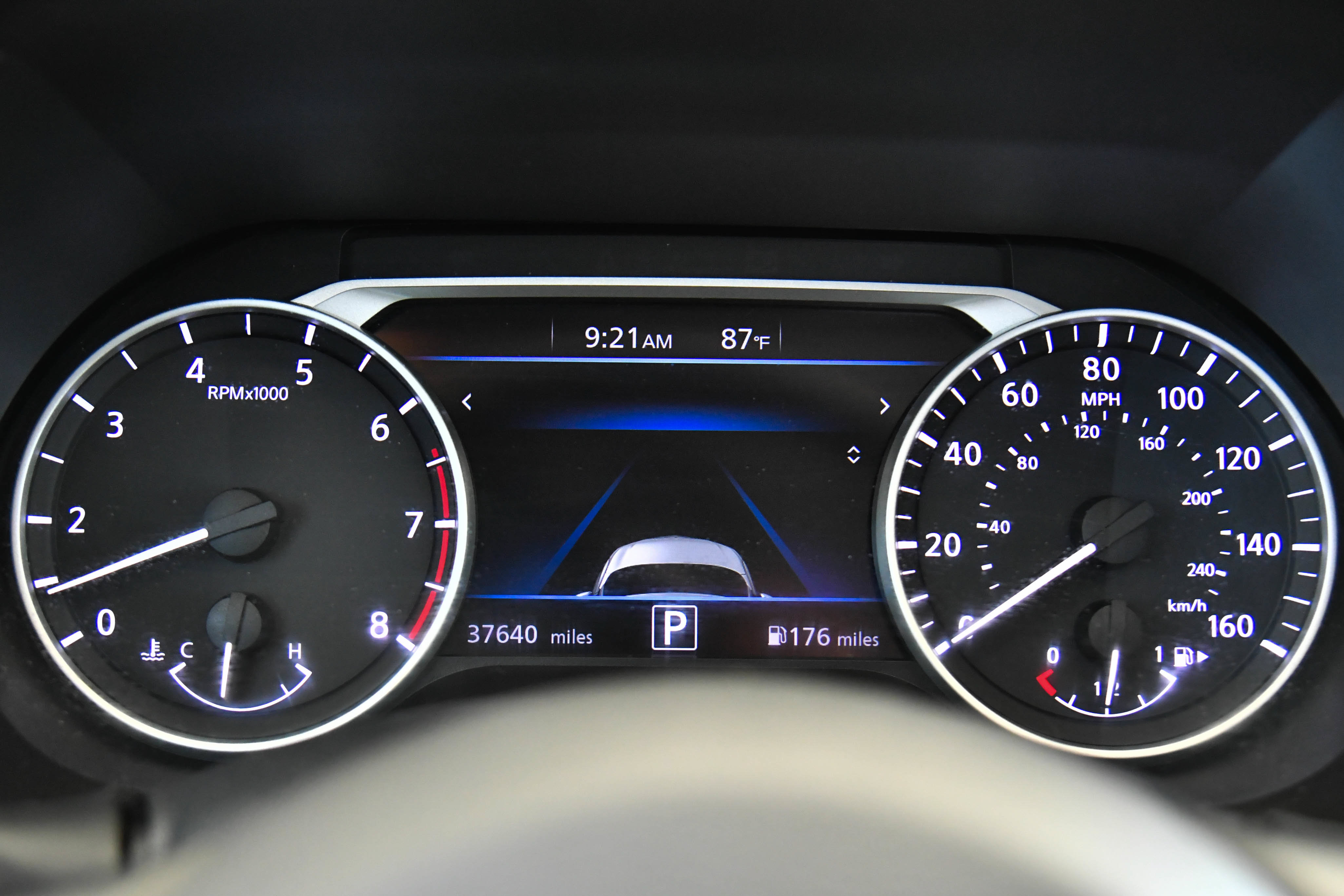 Used 2025 Nissan Sentra SV FWD image 25