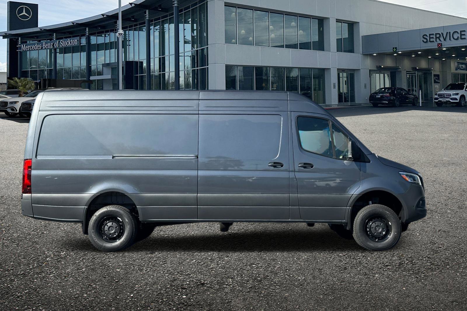 New 2025 Mercedes-Benz Sprinter 2500 image 3