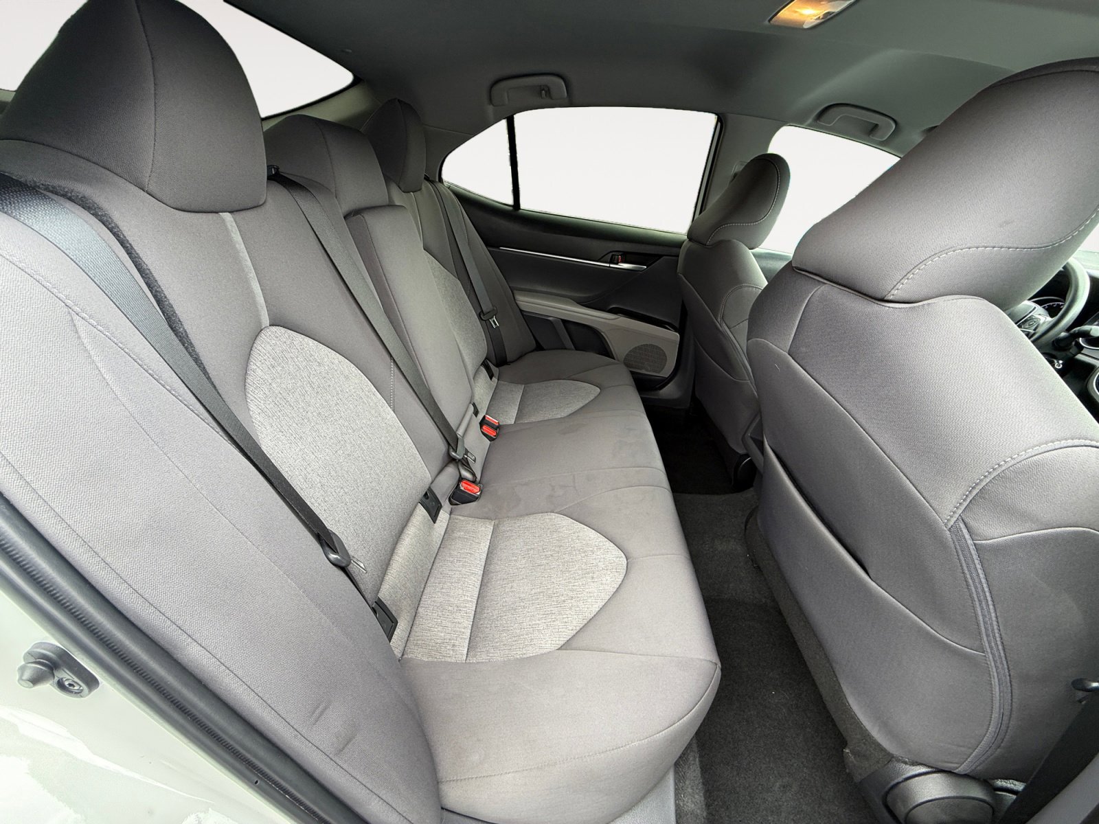 Used 2023 Toyota Camry LE image 18