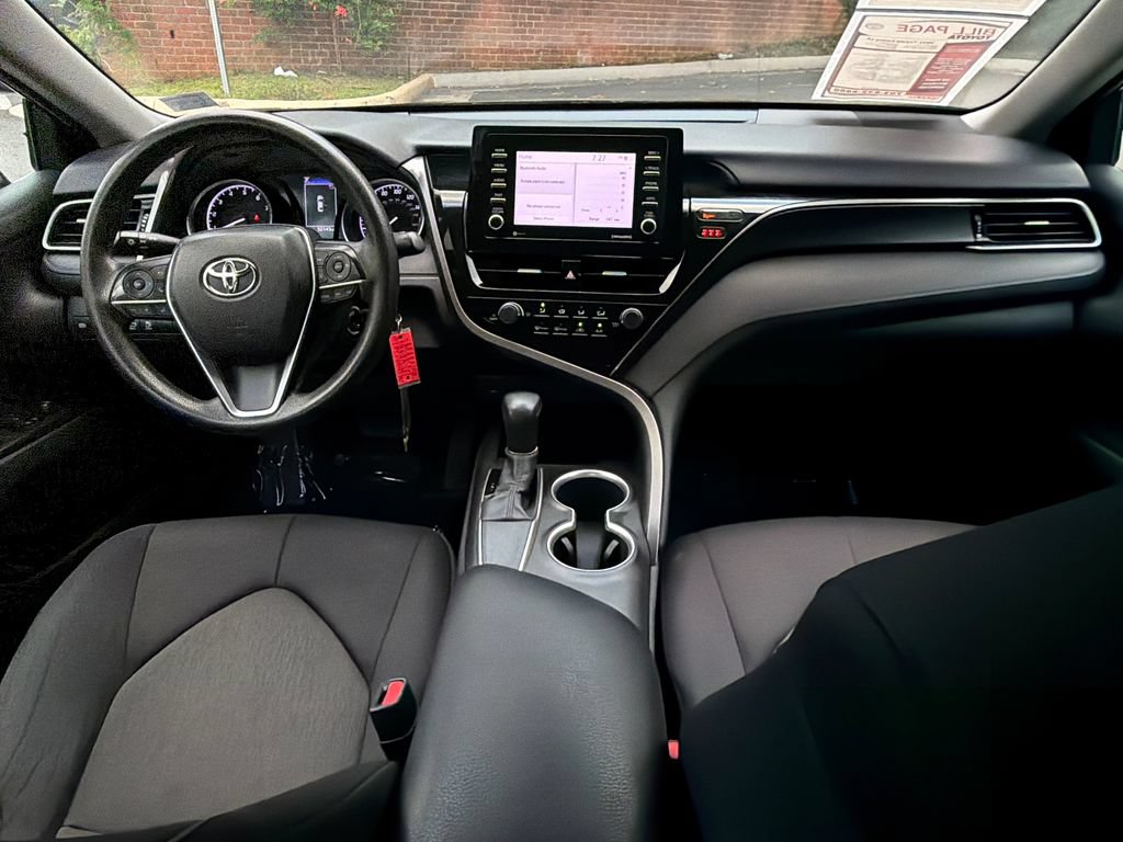 Used 2021 Toyota Camry LE FWD image 10
