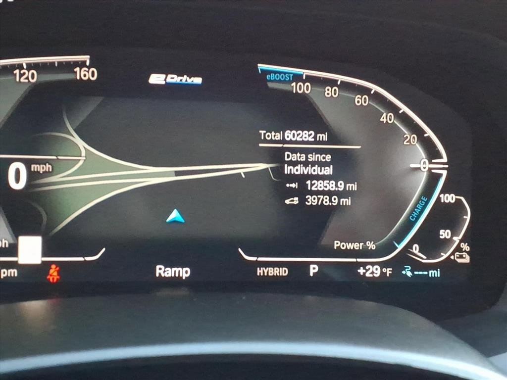 Used 2023 BMW X5 xDrive45e image 24