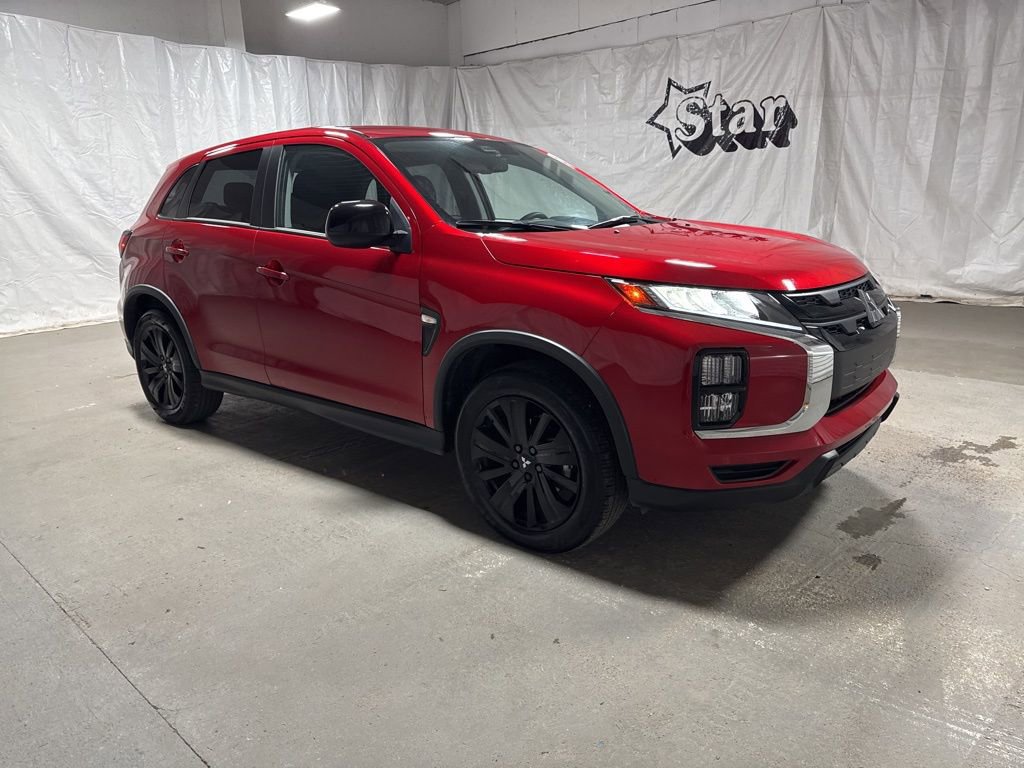 Used 2024 Mitsubishi Outlander Sport LE image 1