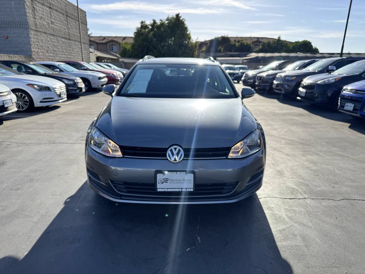 Used 2016 Volkswagen Golf S FWD image 10