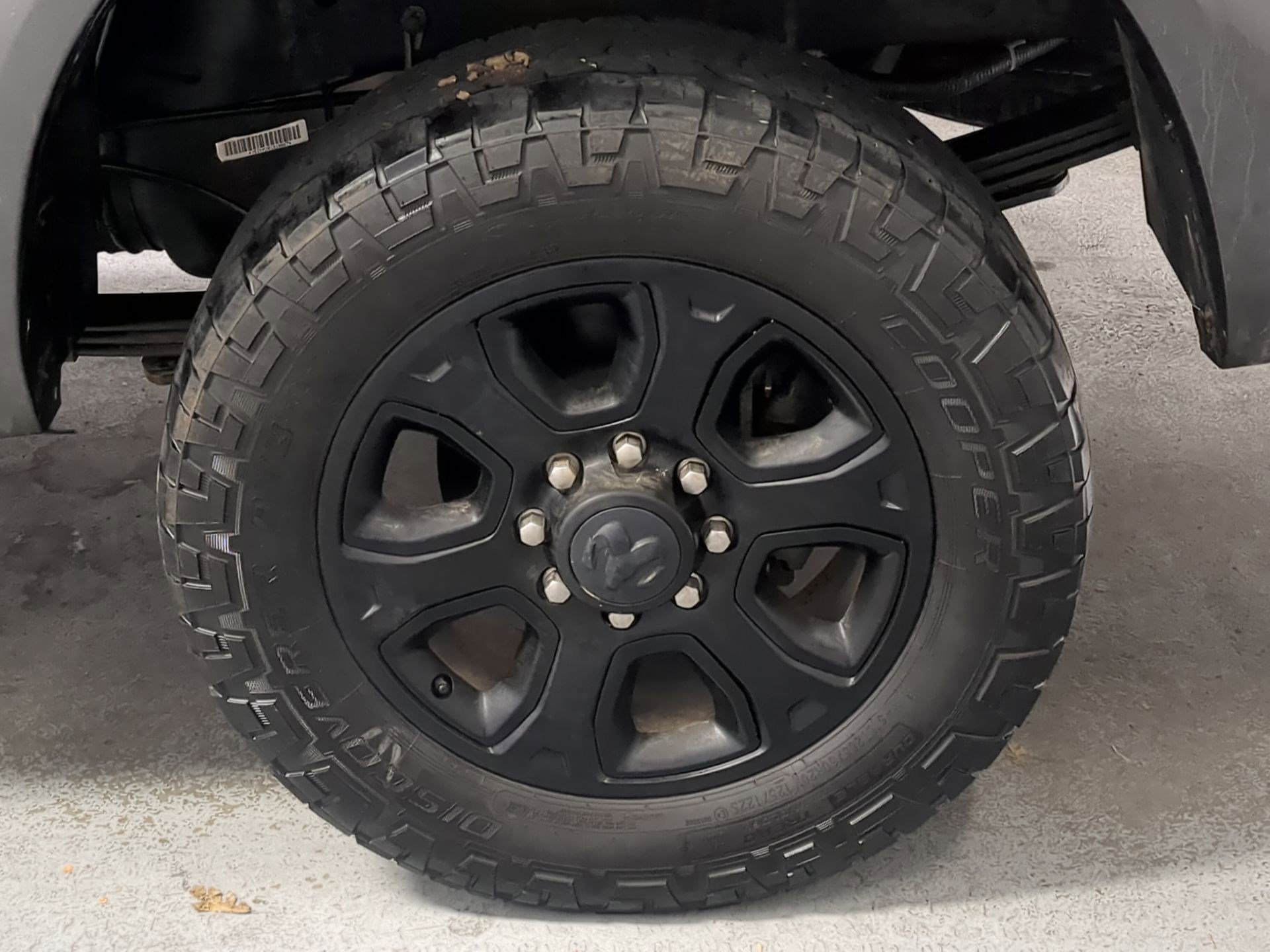 Used 2018 RAM 3500 Laramie w/ Sport Appearance Group image 22