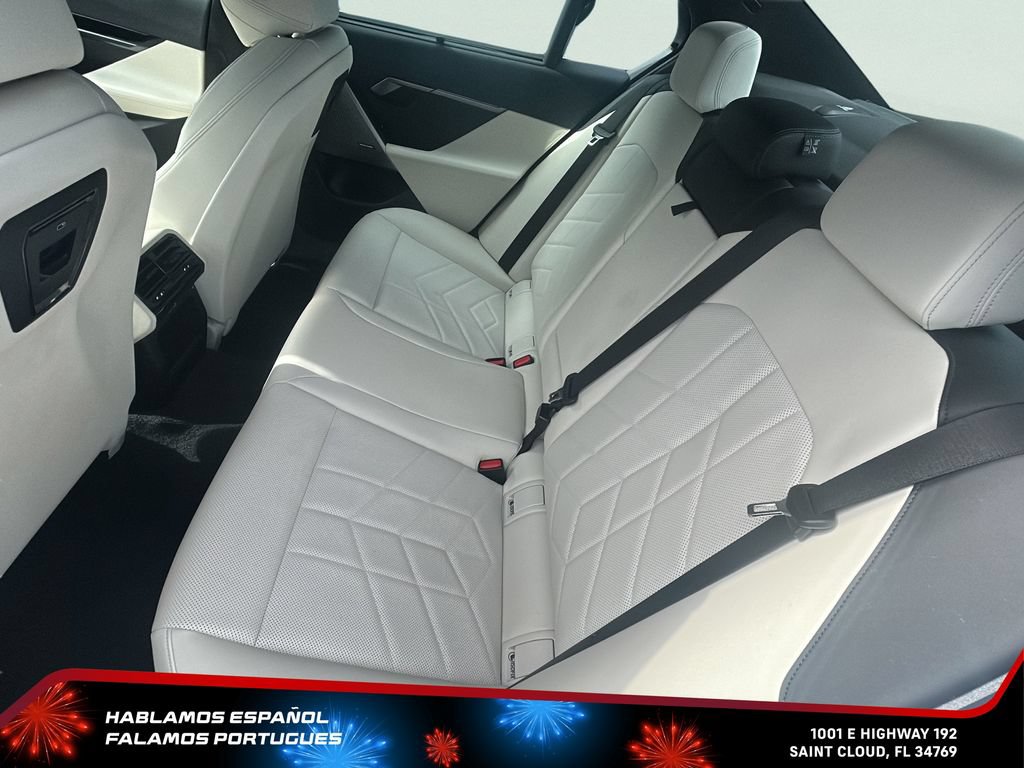 Used 2024 BMW 530i xDrive w/ Executive Package AWD/4WD image 28