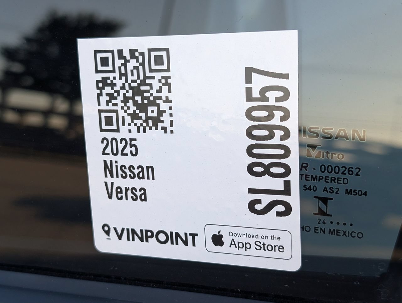 Certified 2025 Nissan Versa SR w/ Trunk Package FWD image 27