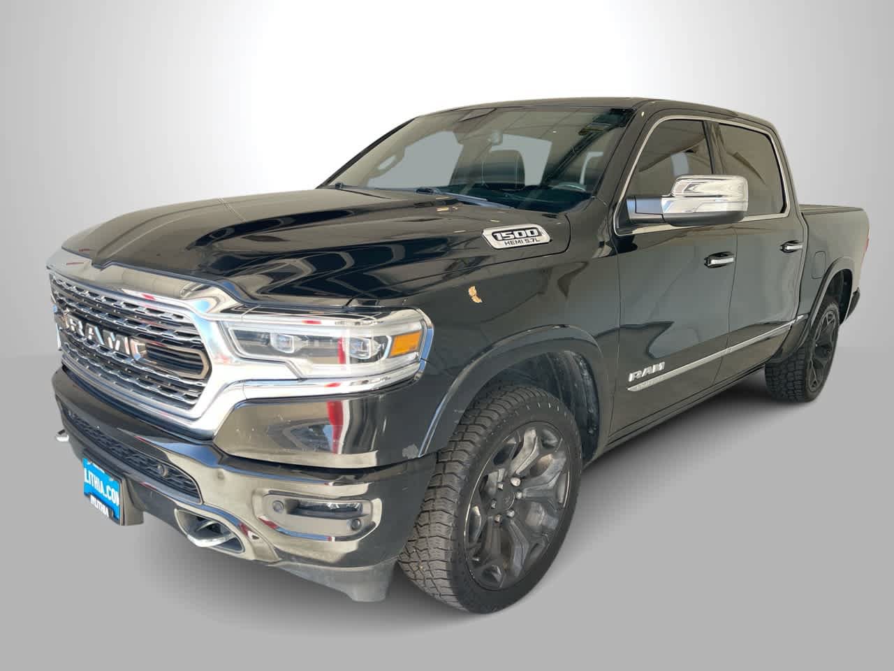 Used 2020 RAM 1500 Limited w/ Body-Colour Bumper Group