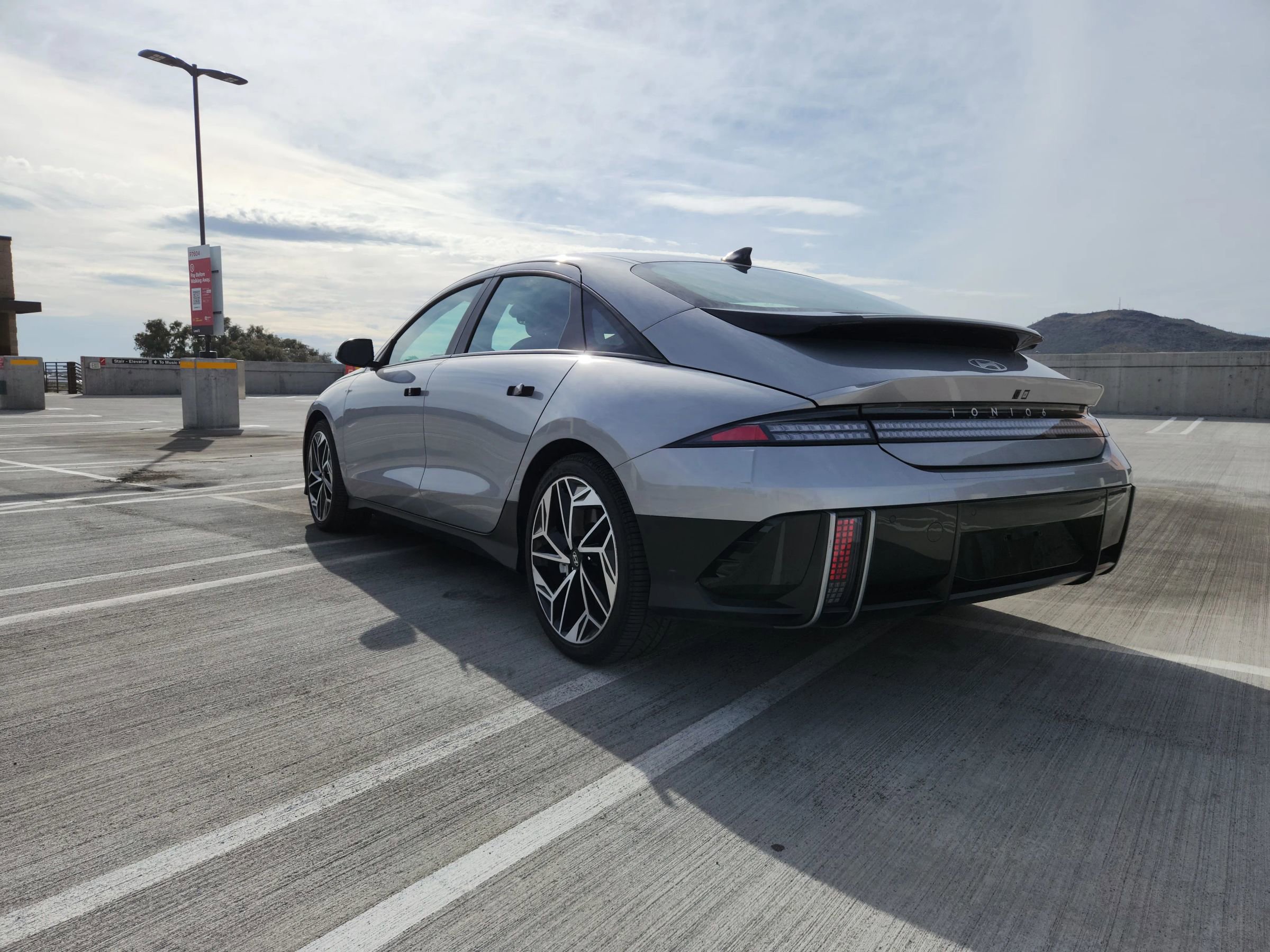 Used 2023 Hyundai Ioniq 6 SEL image 17