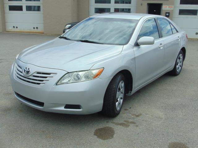 Used 2008 Toyota Camry LE FWD image 1