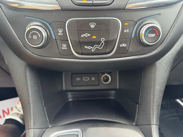 Used 2022 Chevrolet Equinox LT AWD/4WD image 30