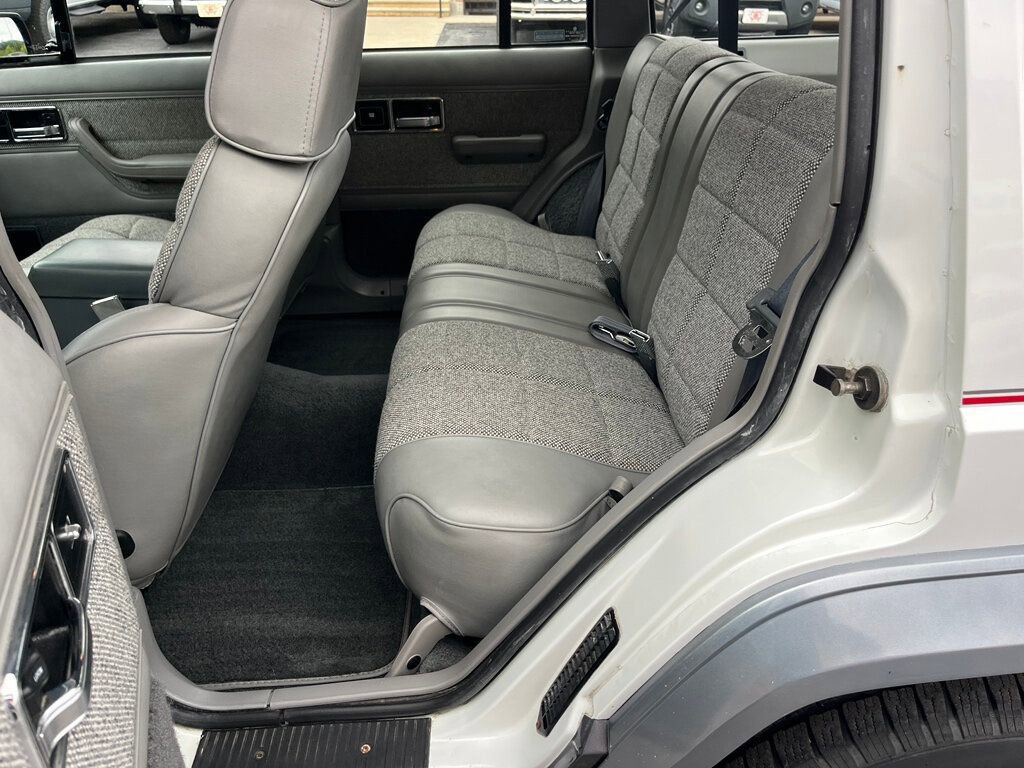 Used 1991 Jeep Cherokee Laredo AWD/4WD image 49