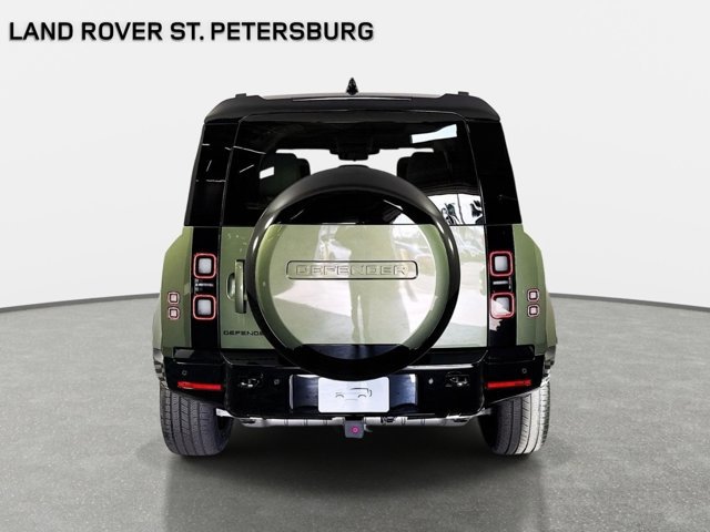 Used 2026 Land Rover Defender 110 X-Dynamic SE image 6