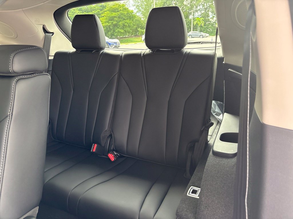 New 2026 Acura MDX w/ Technology Package FWD image 18