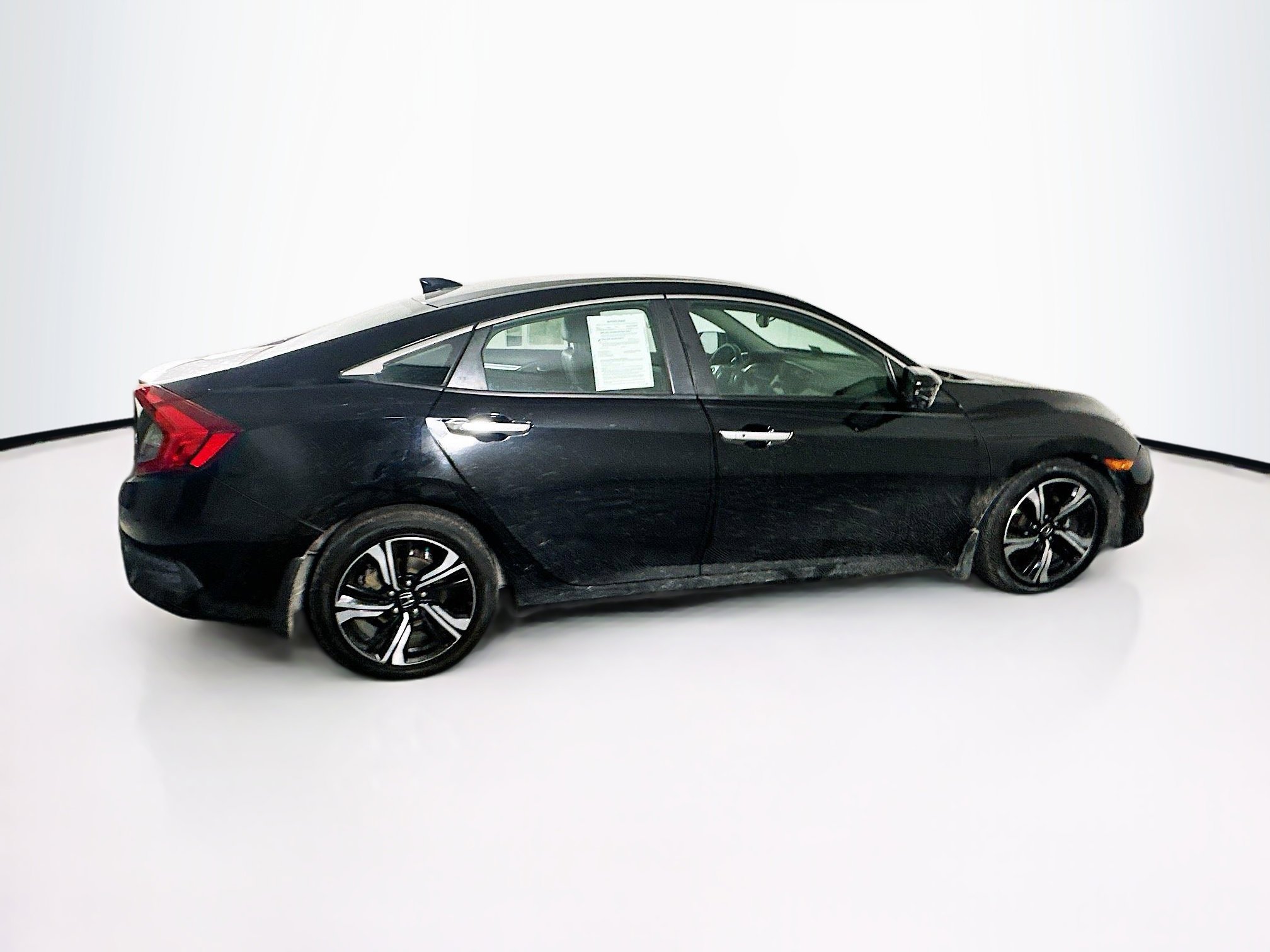 Used 2016 Honda Civic Touring image 10