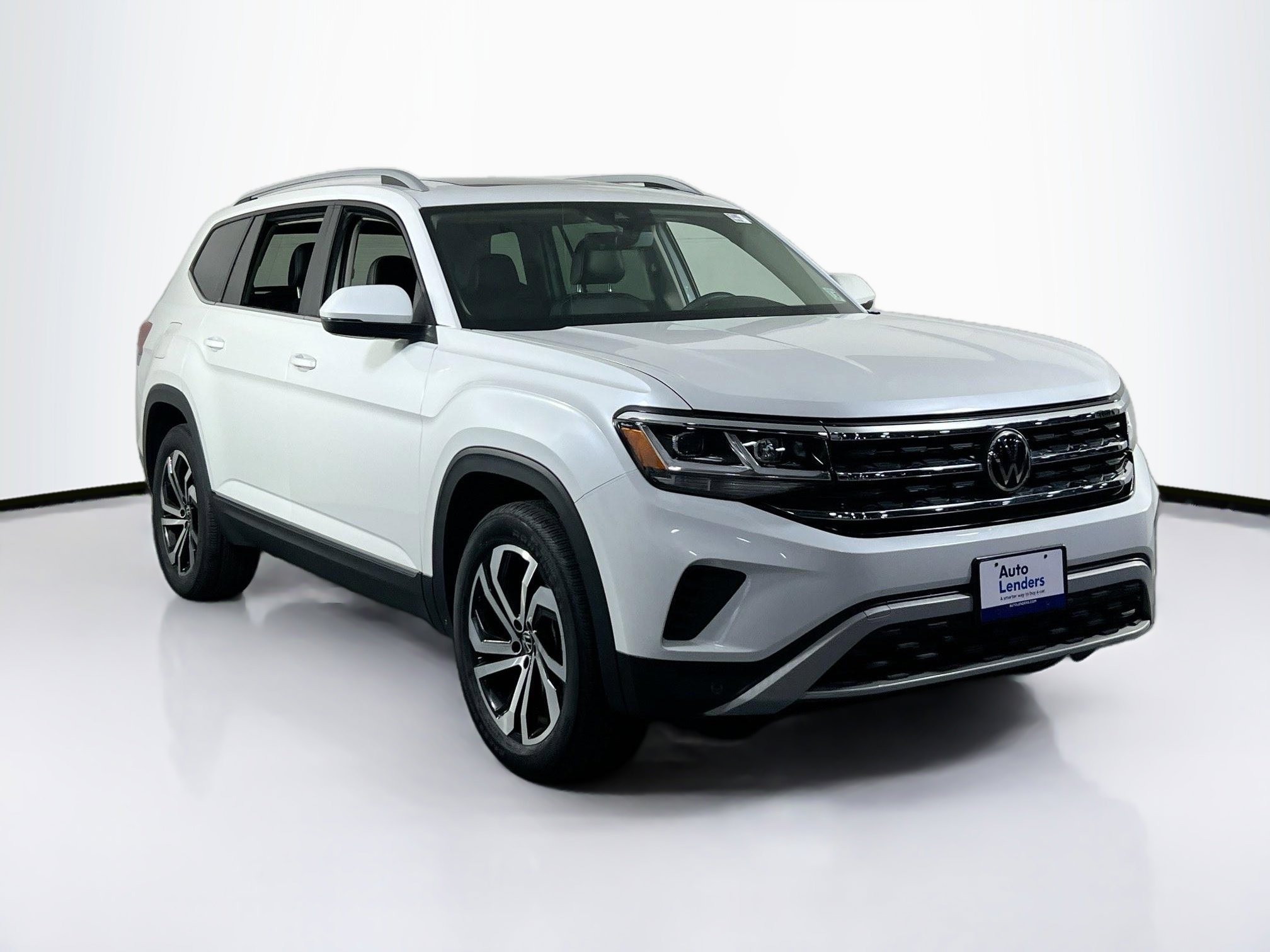 Used 2022 Volkswagen Atlas SEL image 3