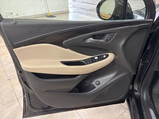 Used 2020 Buick Envision Preferred image 12
