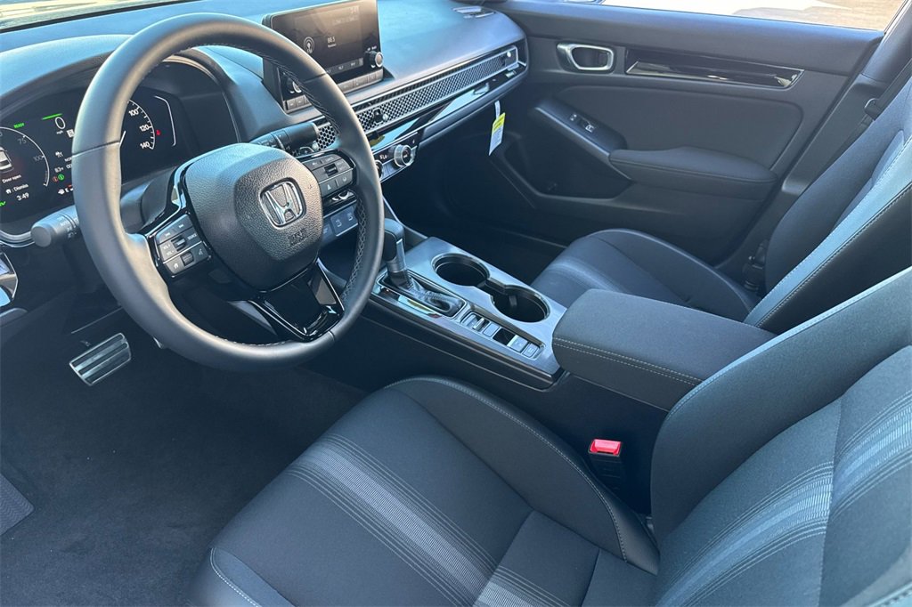 Certified 2025 Honda Civic Sport image 9