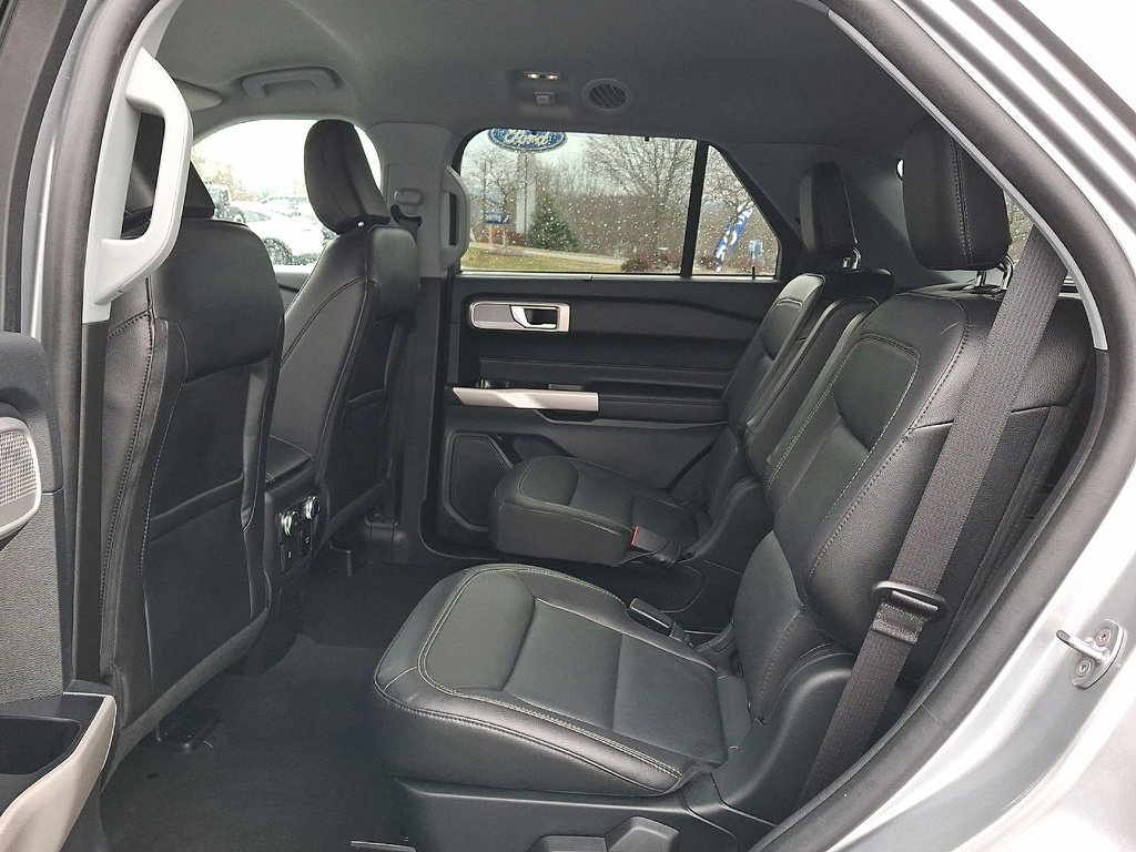 Certified 2022 Ford Explorer Limited w/ Equipment Group 301A image 20