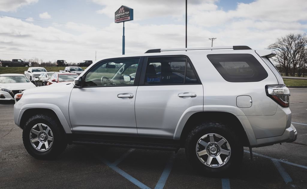 Used 2015 Toyota 4Runner Trail image 18