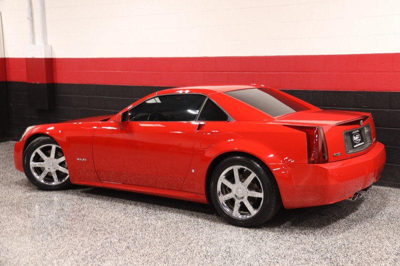 Used 2007 Cadillac XLR RWD image 27
