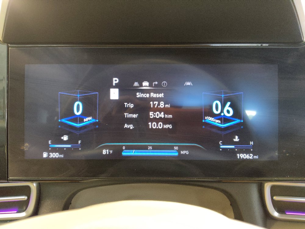 Used 2024 Hyundai Elantra SEL FWD image 23