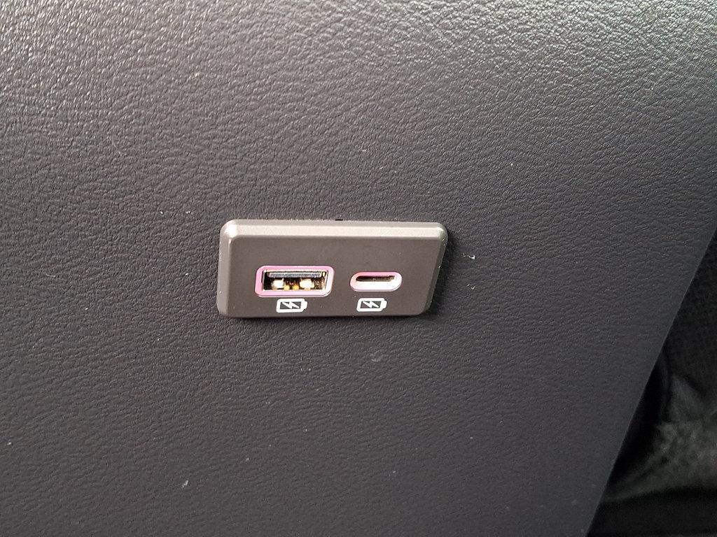 Used 2020 Nissan Maxima 3.5 S w/ Floor Mat Group FWD image 11