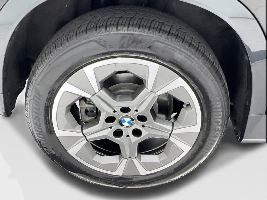 Used 2026 BMW X1 xDrive28i AWD/4WD image 18